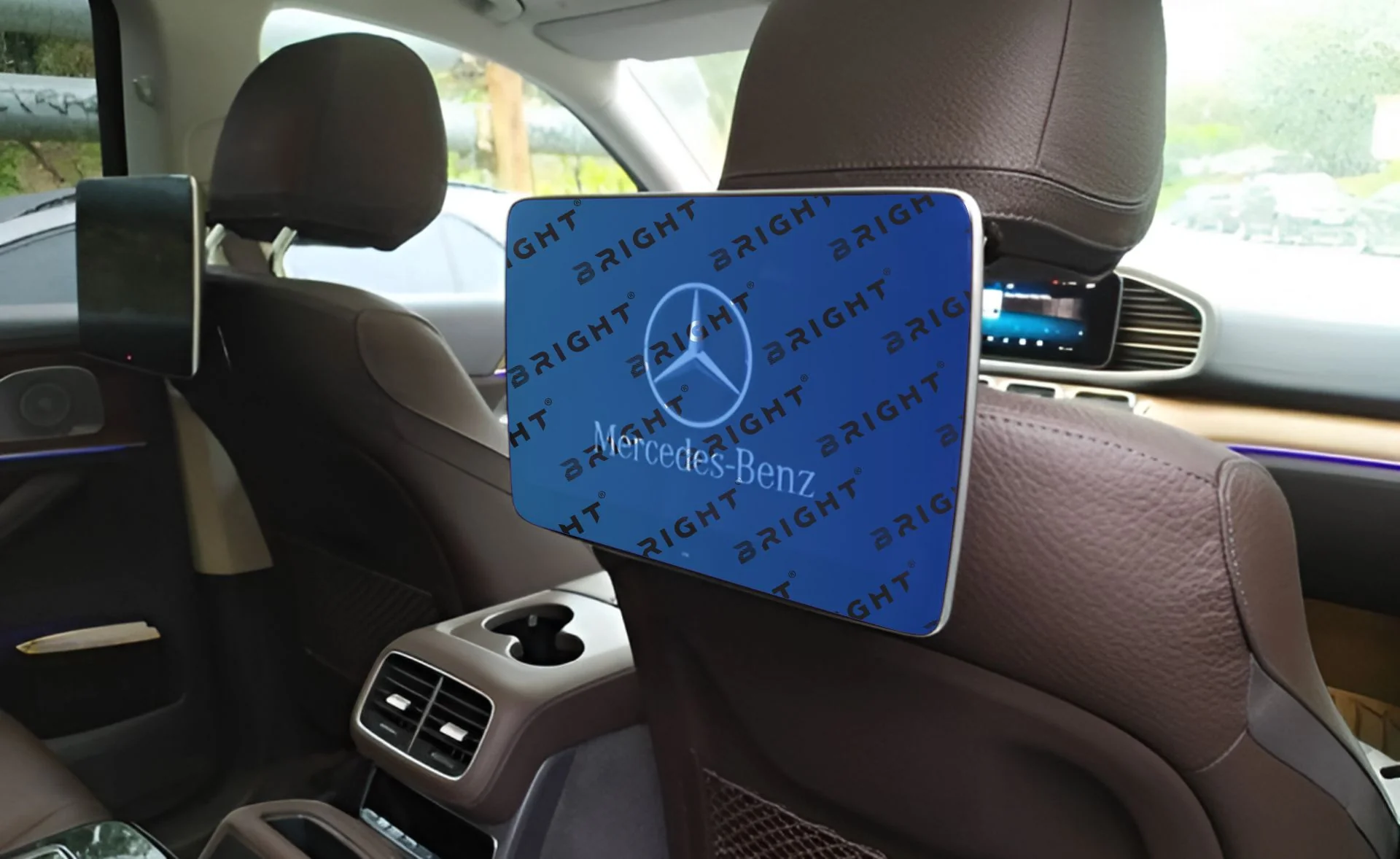 mercedes-benz-g-class-2019-13-6-zadnii-monitor