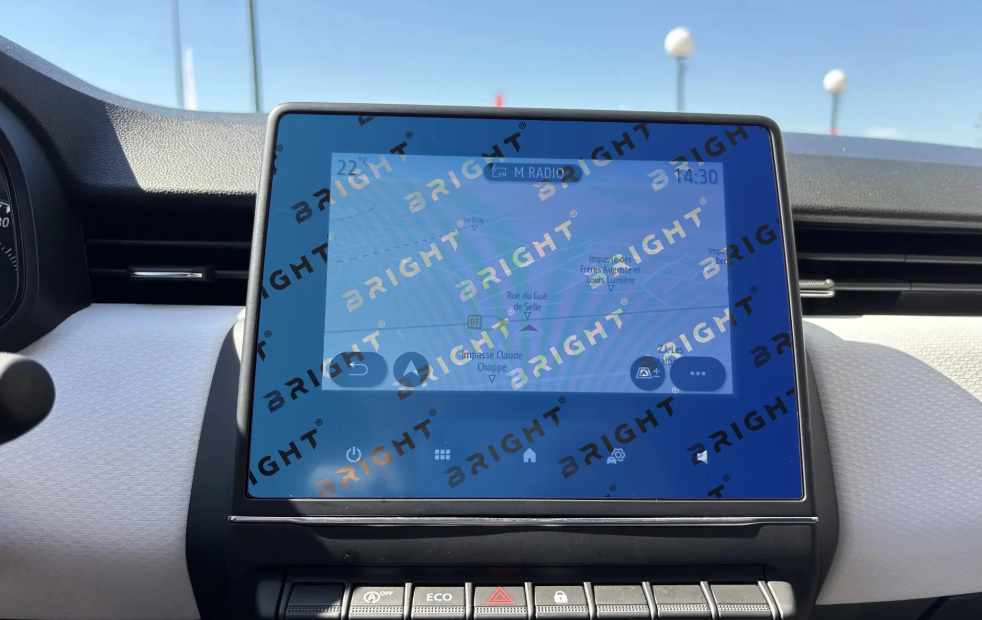 renault-clio-2023-9-6-multymedia